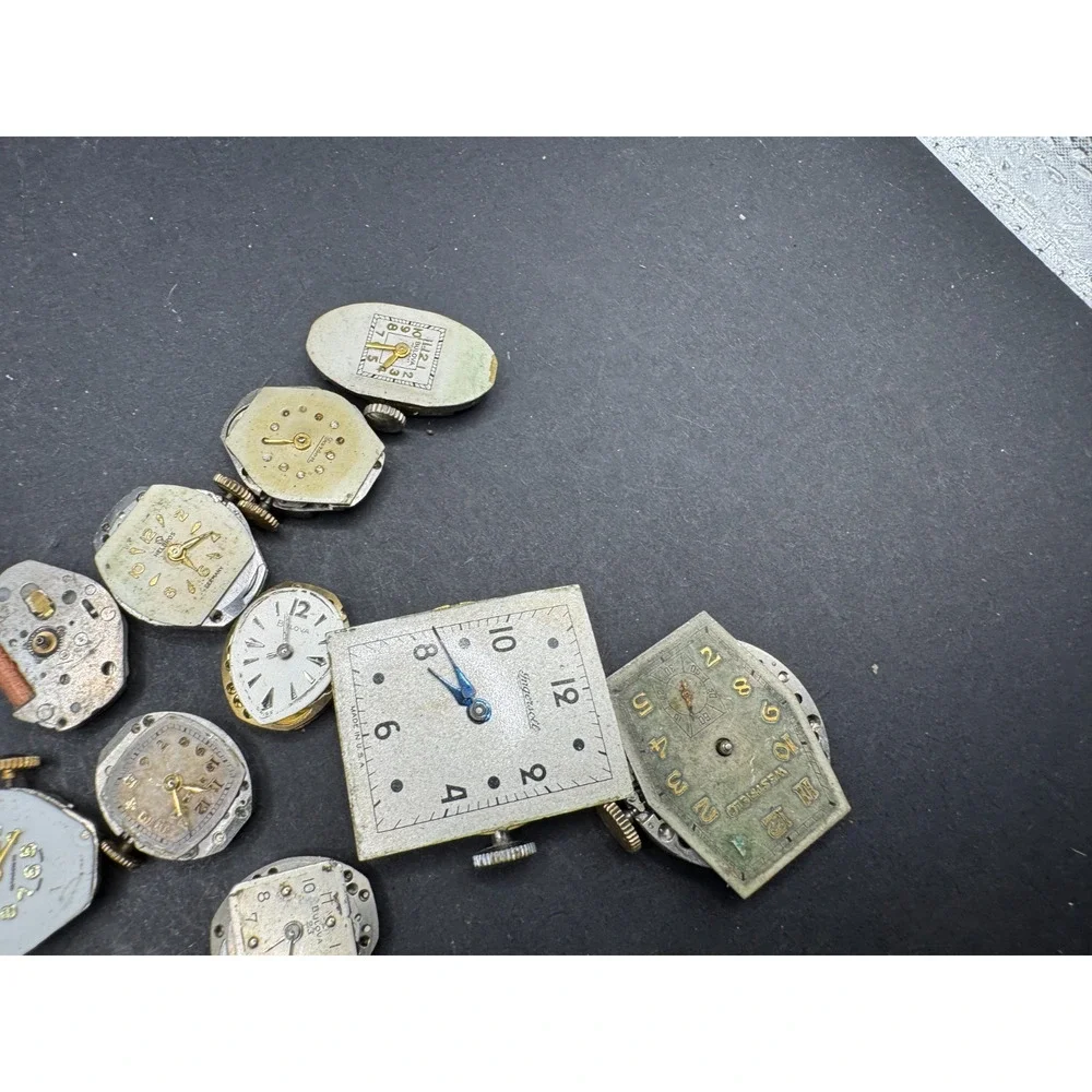 Vintage Rare Lot of 33 Automatic Movements Waltham Benrus Westfield Clinton